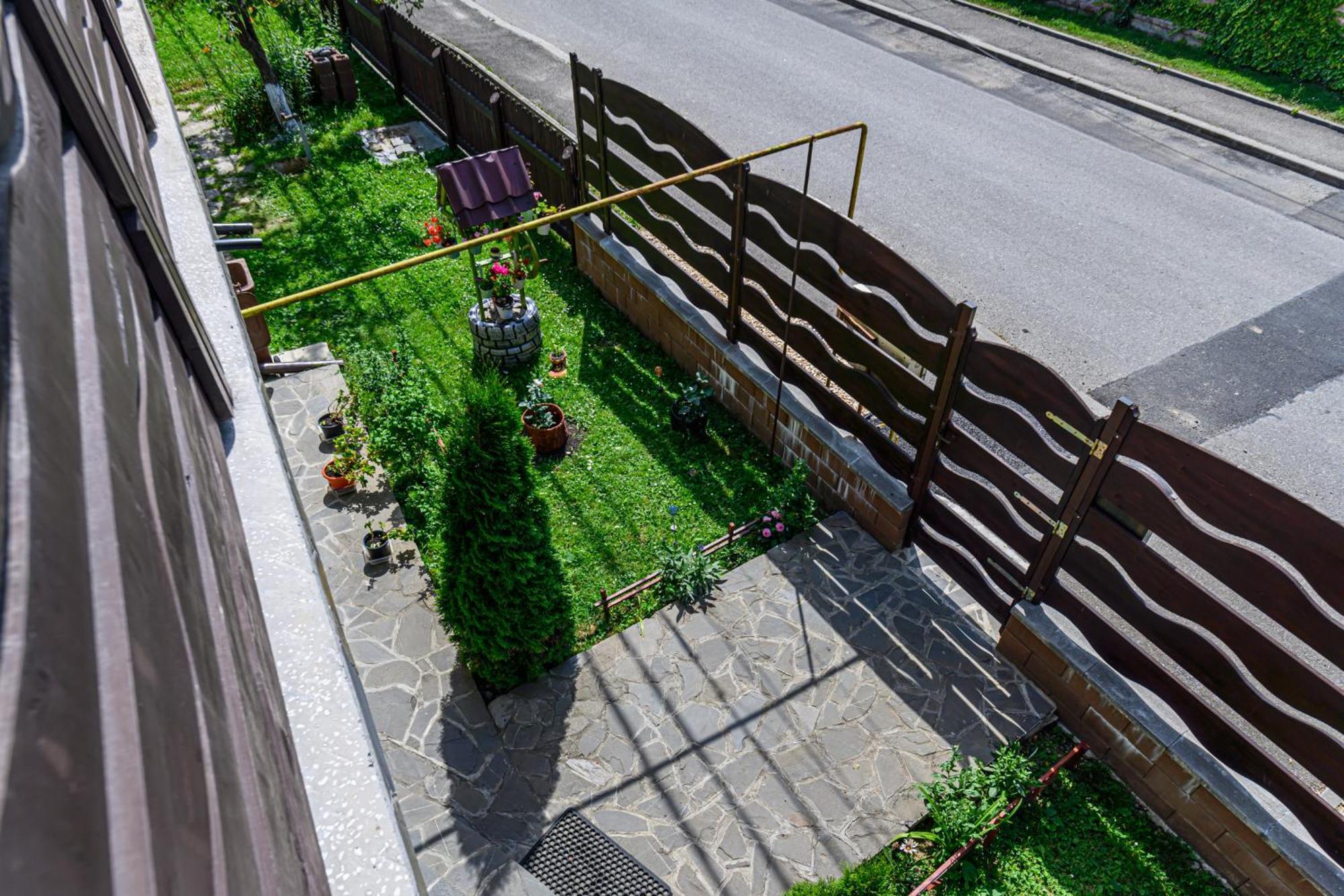 Casa Ramino Hotel Buşteni Exterior foto