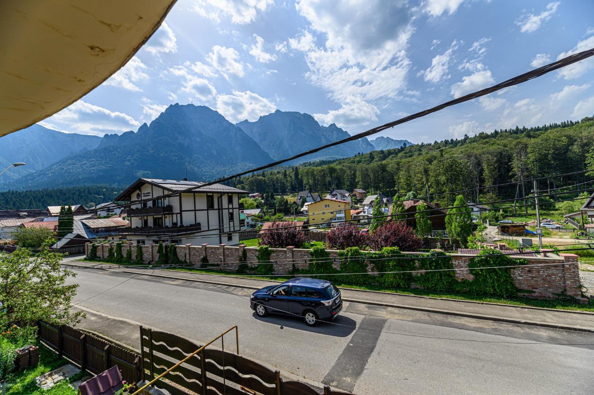 Casa Ramino Hotel Buşteni Exterior foto