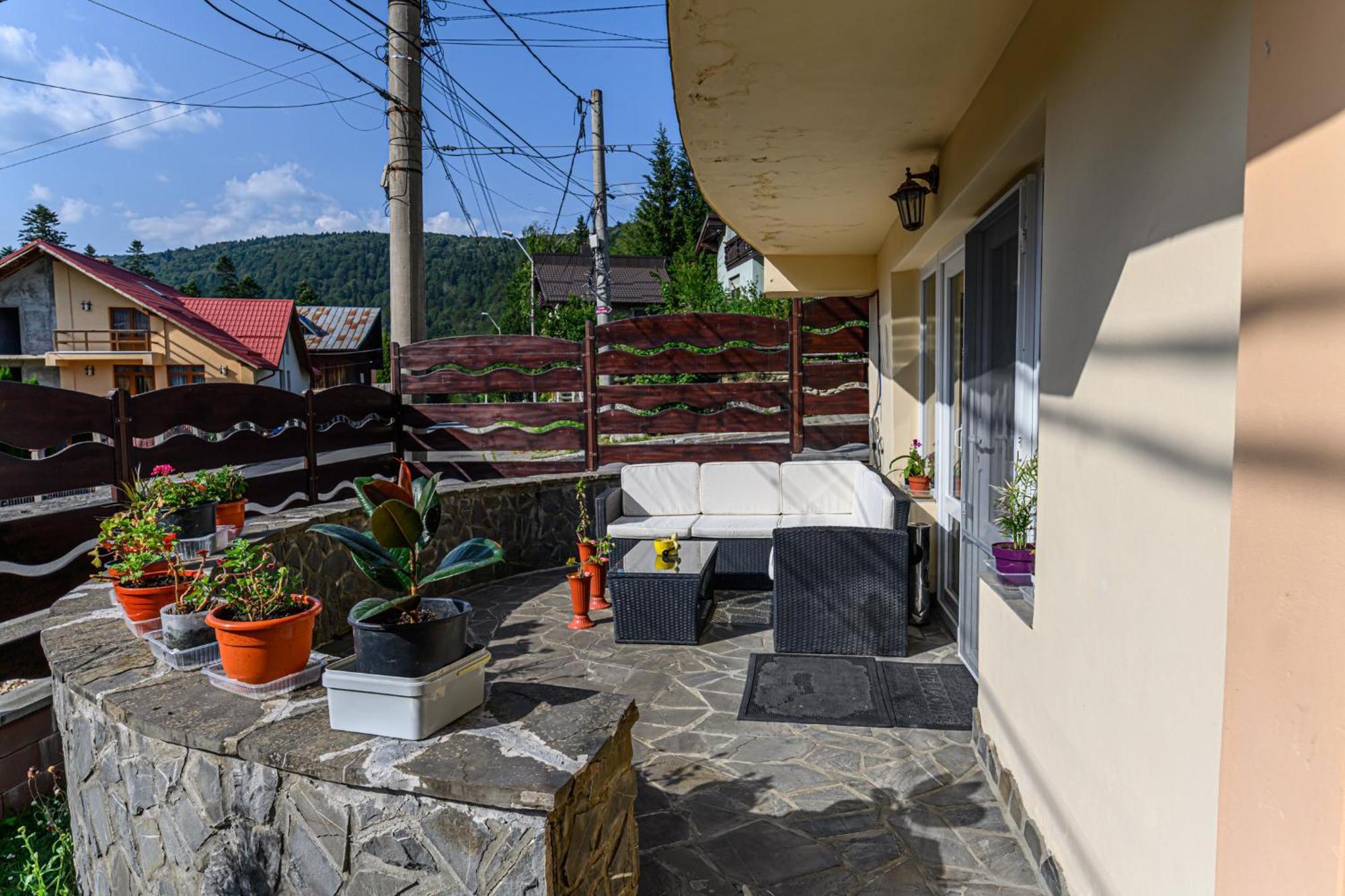 Casa Ramino Hotel Buşteni Exterior foto