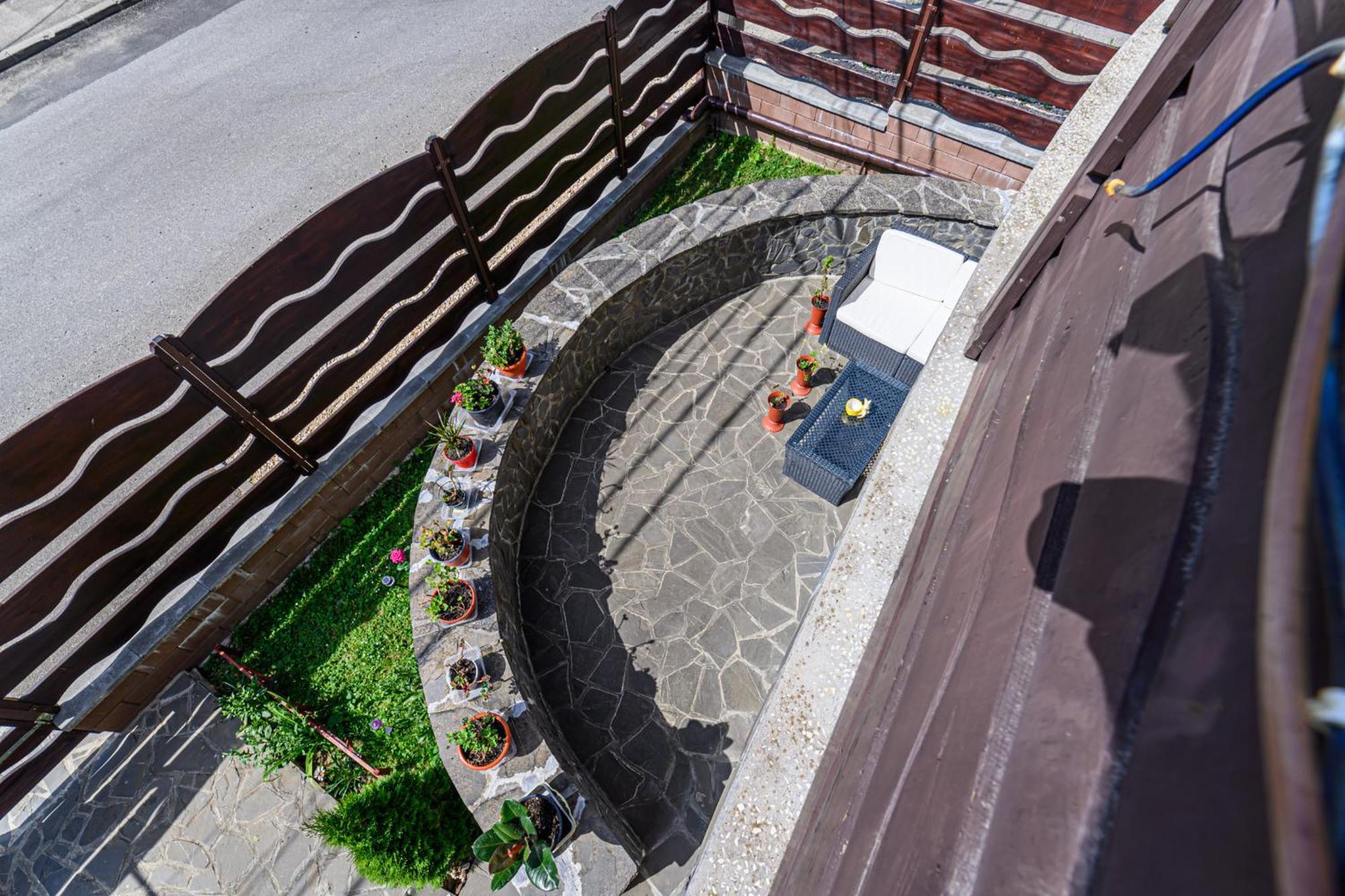 Casa Ramino Hotel Buşteni Exterior foto